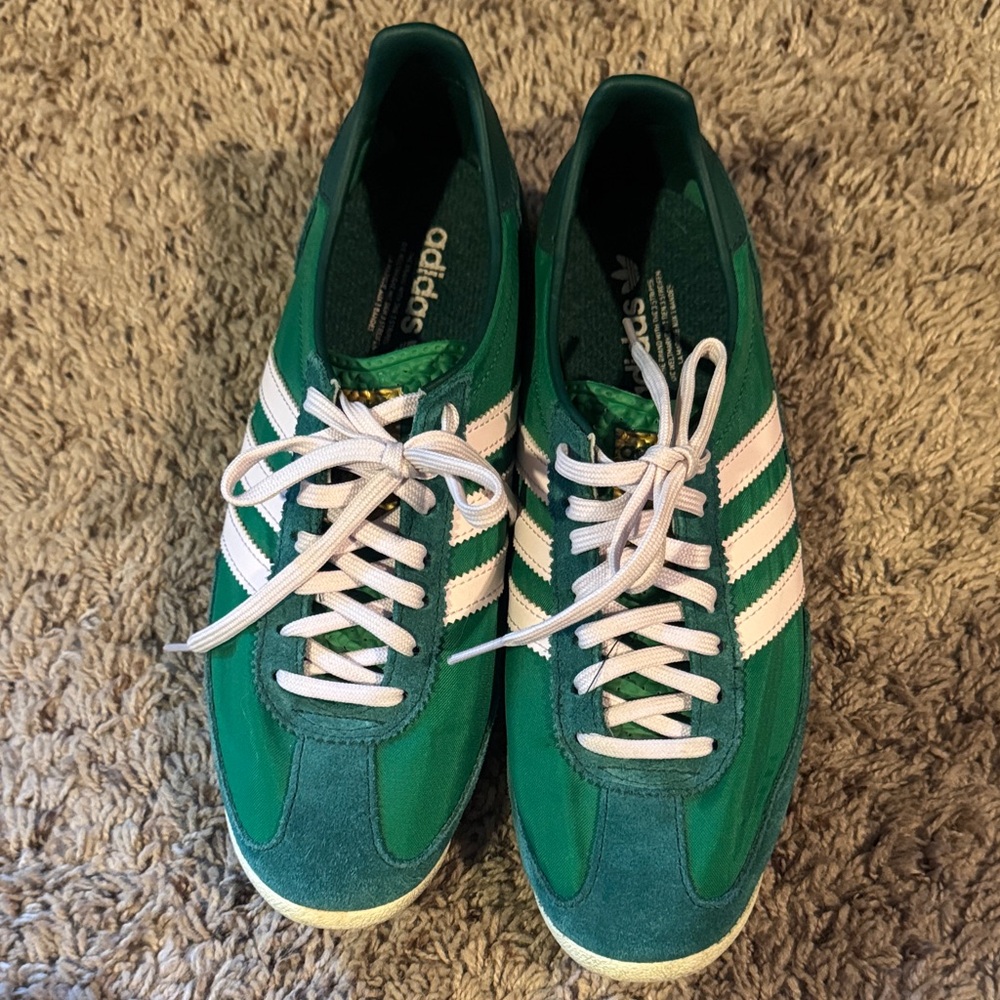 adidas SL 72 Green Low-Top Lace-Up Sneakers with White Stripes
